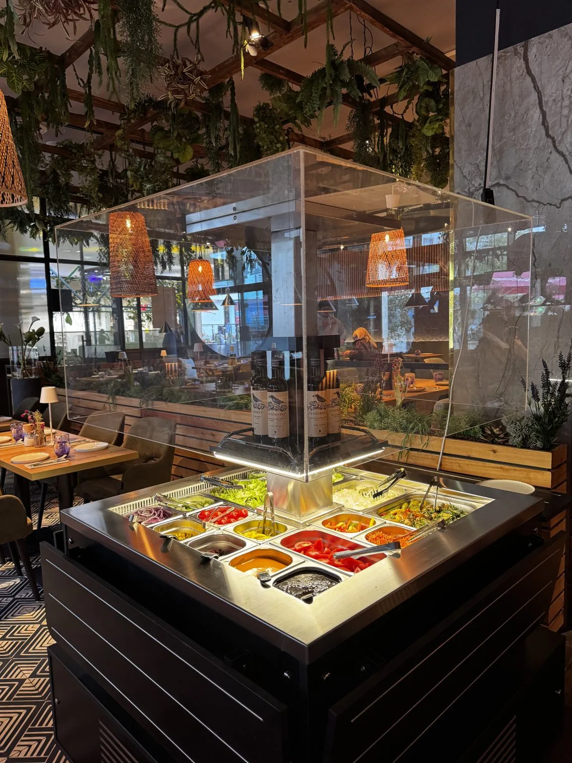 Die Salatbar im Al Carbon Recklinghausen